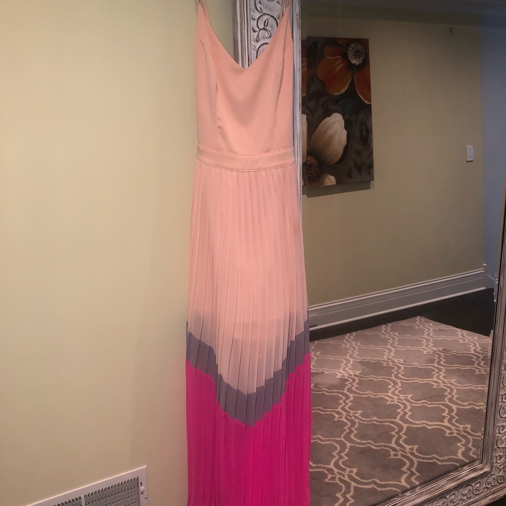 Pleated maxi